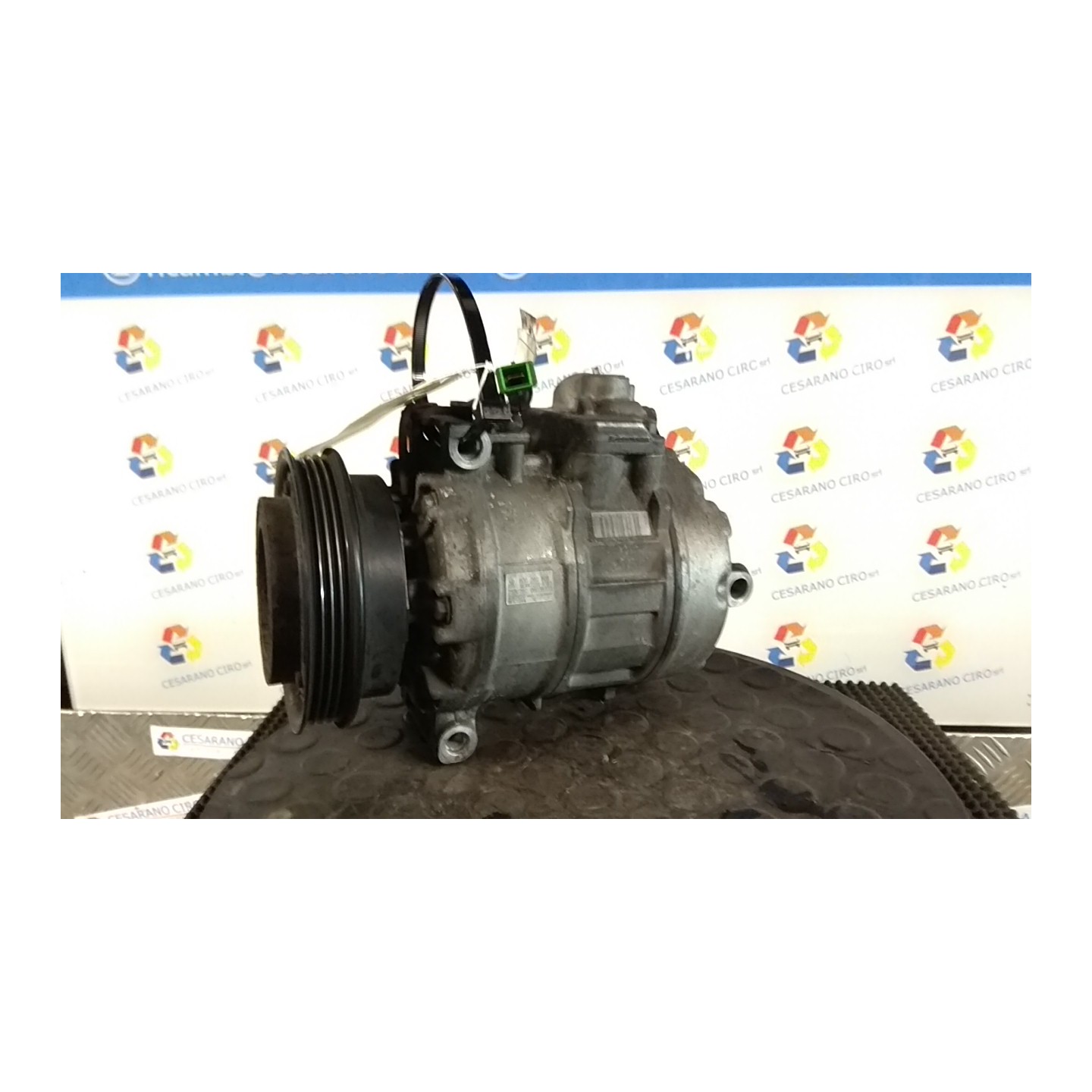 COMPRESSORE A/C ROTAZ 267 VOLKSWAGEN PASSAT (3B) (10/00-03/06) AVB 8D0260805RX