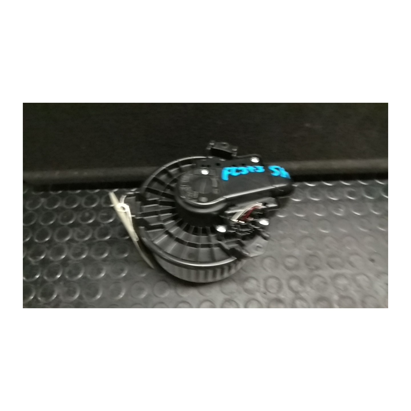 VENTOLA DI RISCALDAMENTO 039 TOYOTA YARIS (03/17-) 1NZ 871030D101