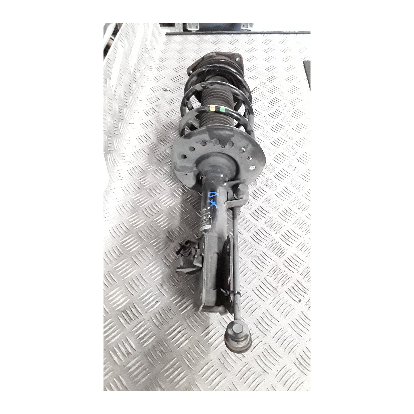 AMMORTIZZATORE ANT. DX. 100 NISSAN QASHQAI (J10E/JJ10E) (09/10-) HR16 E4302JD04A