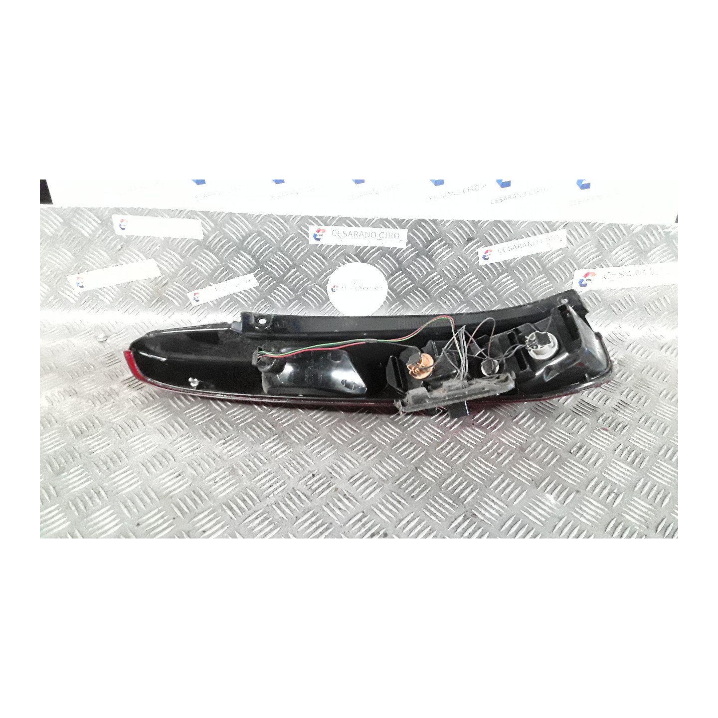 FANALE POST. DX. 234 FORD FIESTA (CBK) (12/05-12/08) F6JB 1437625