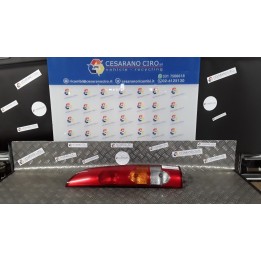 FANALE POST. P/PORTELLO POST. DX. 235 RENAULT KANGOO (04/03-03/09) K9KB7 8200150621