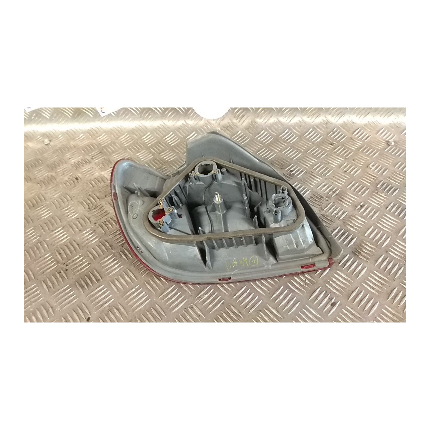 FANALE POST. 08/99-12/02 DX. 006 TOYOTA YARIS (03/99-11/05)     (JPP) 1SZFE 8155052130