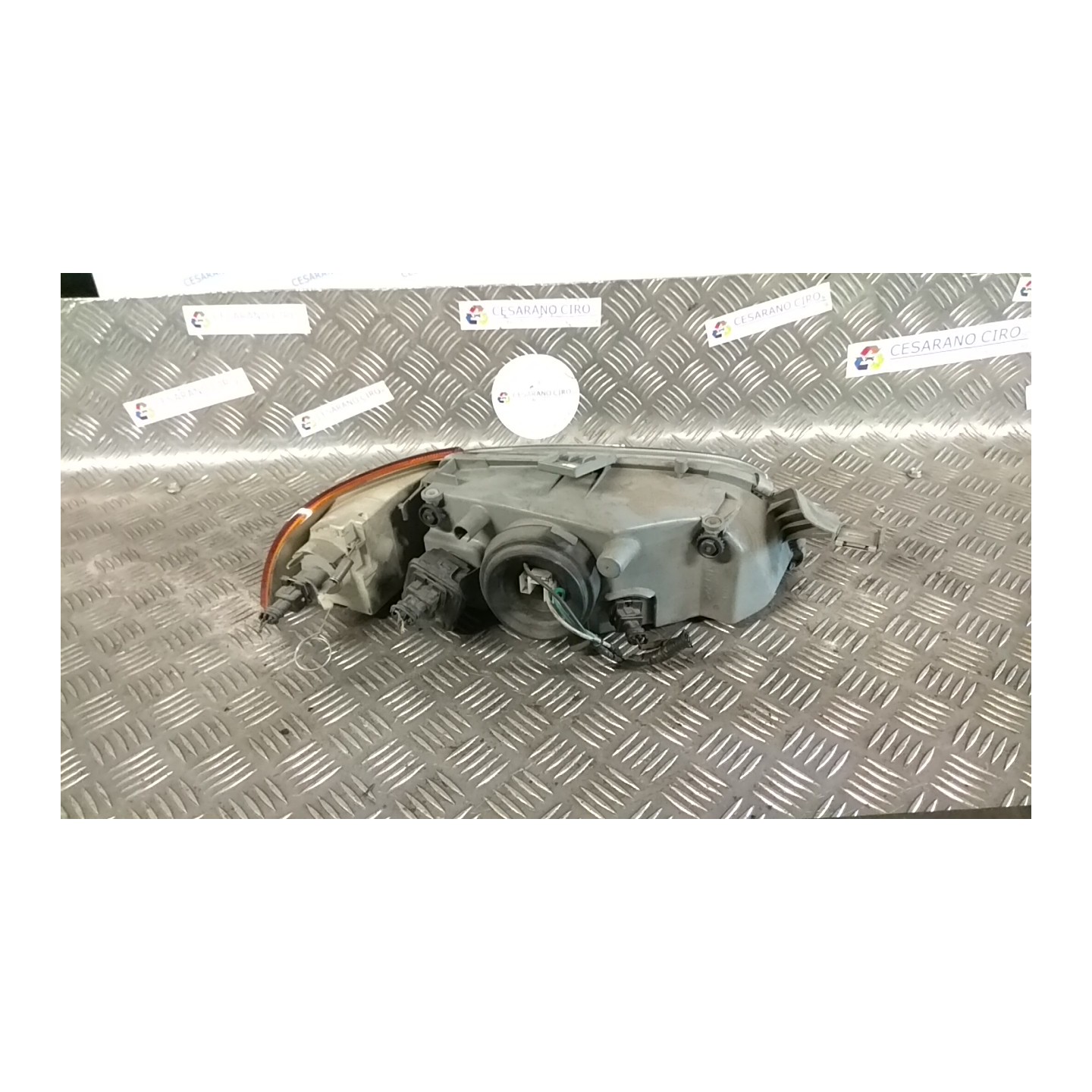 PROIETTORE SX. 061 FIAT PUNTO 1A SERIE (11/93-10/99) 176B4000 46402650