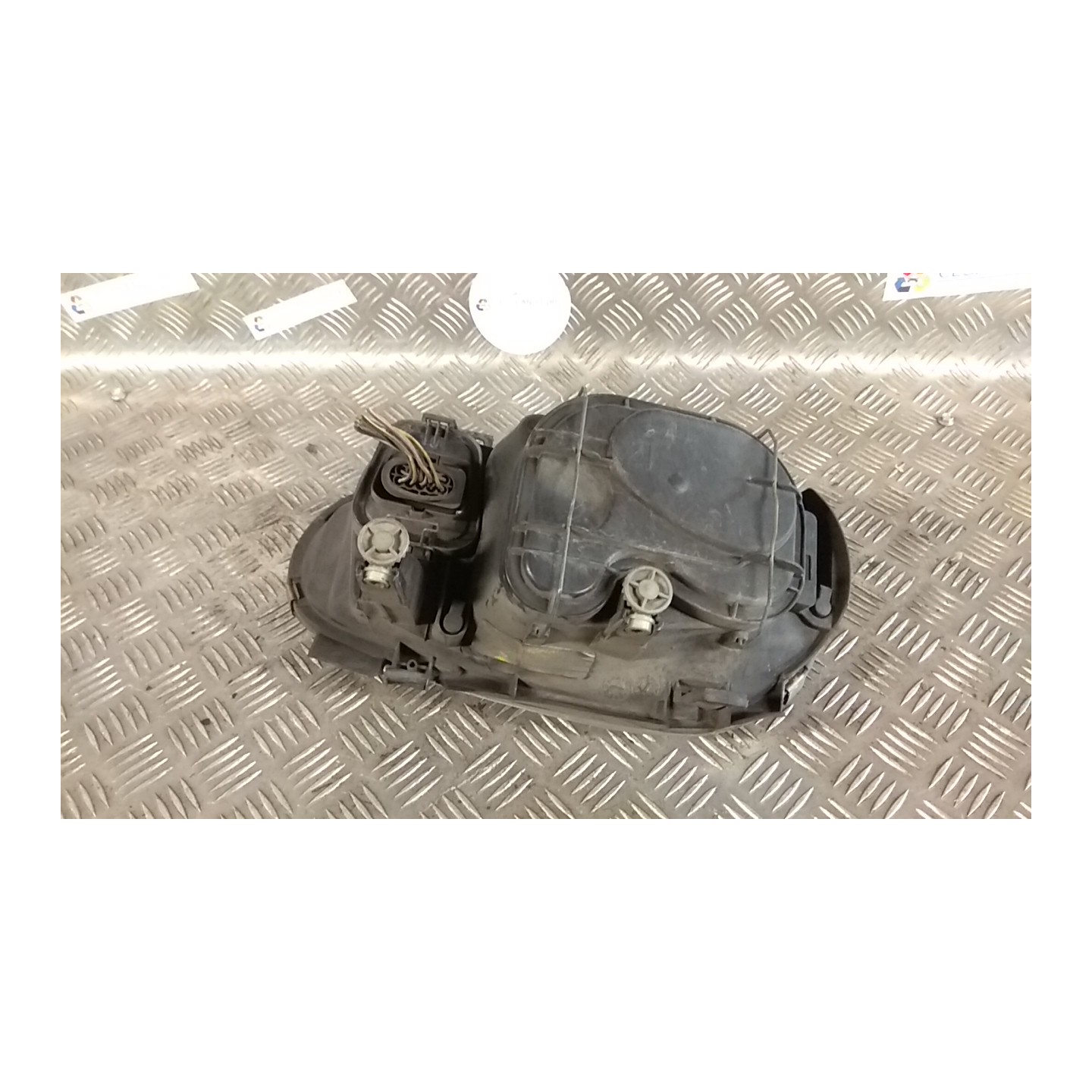 PROIETTORE HELLA SX. 071 VOLKSWAGEN GOLF (1J) (09/97-03/06) AZD 1J1941017F