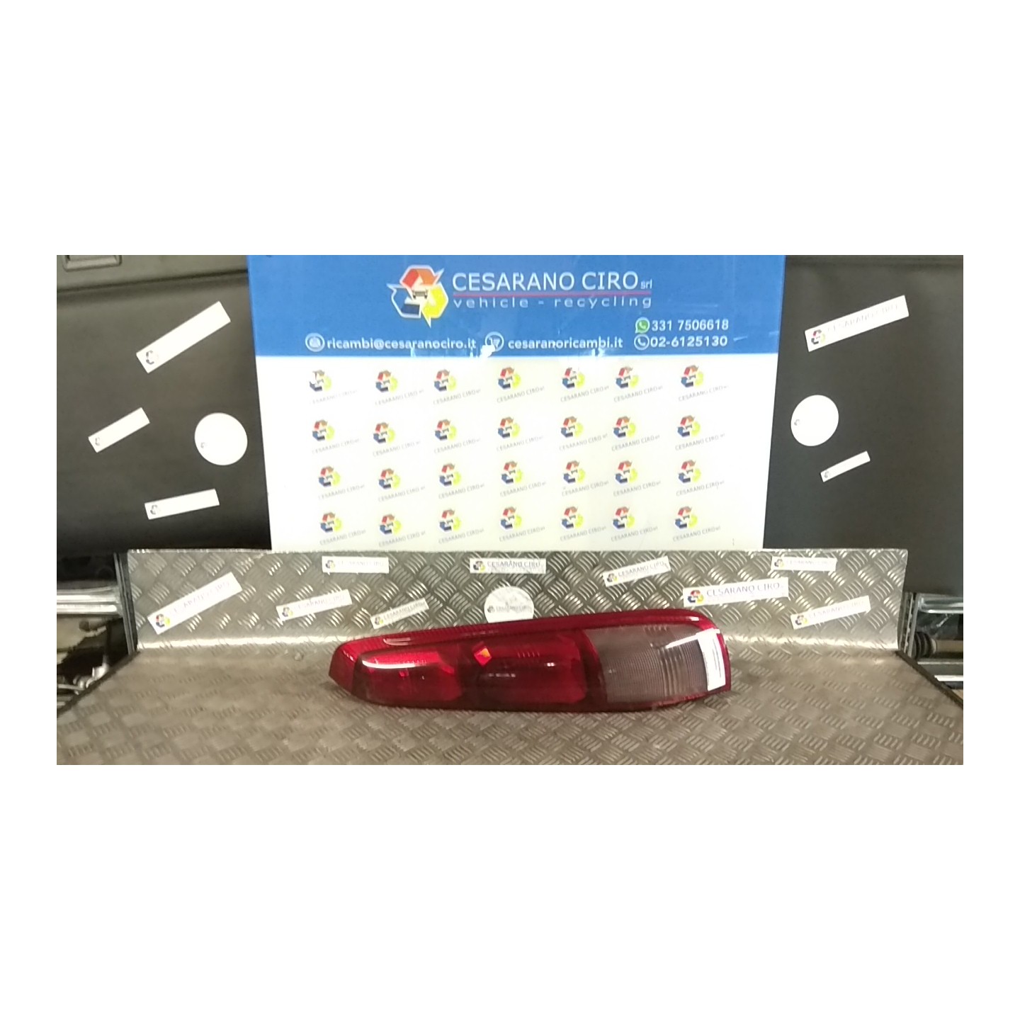 FANALE POST. DX. 080 NISSAN X-TRAIL (T30) (10/03-08/07) YD22 26550EQ00A