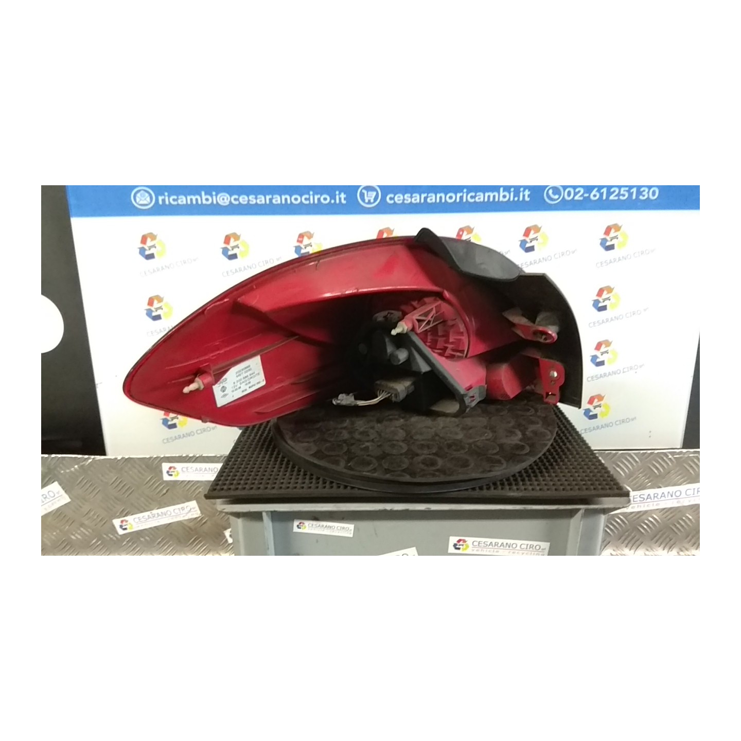 FANALE POST. DX. 083 RENAULT CLIO 3A SERIE (07/05-05/09) D4FD7 8200586844