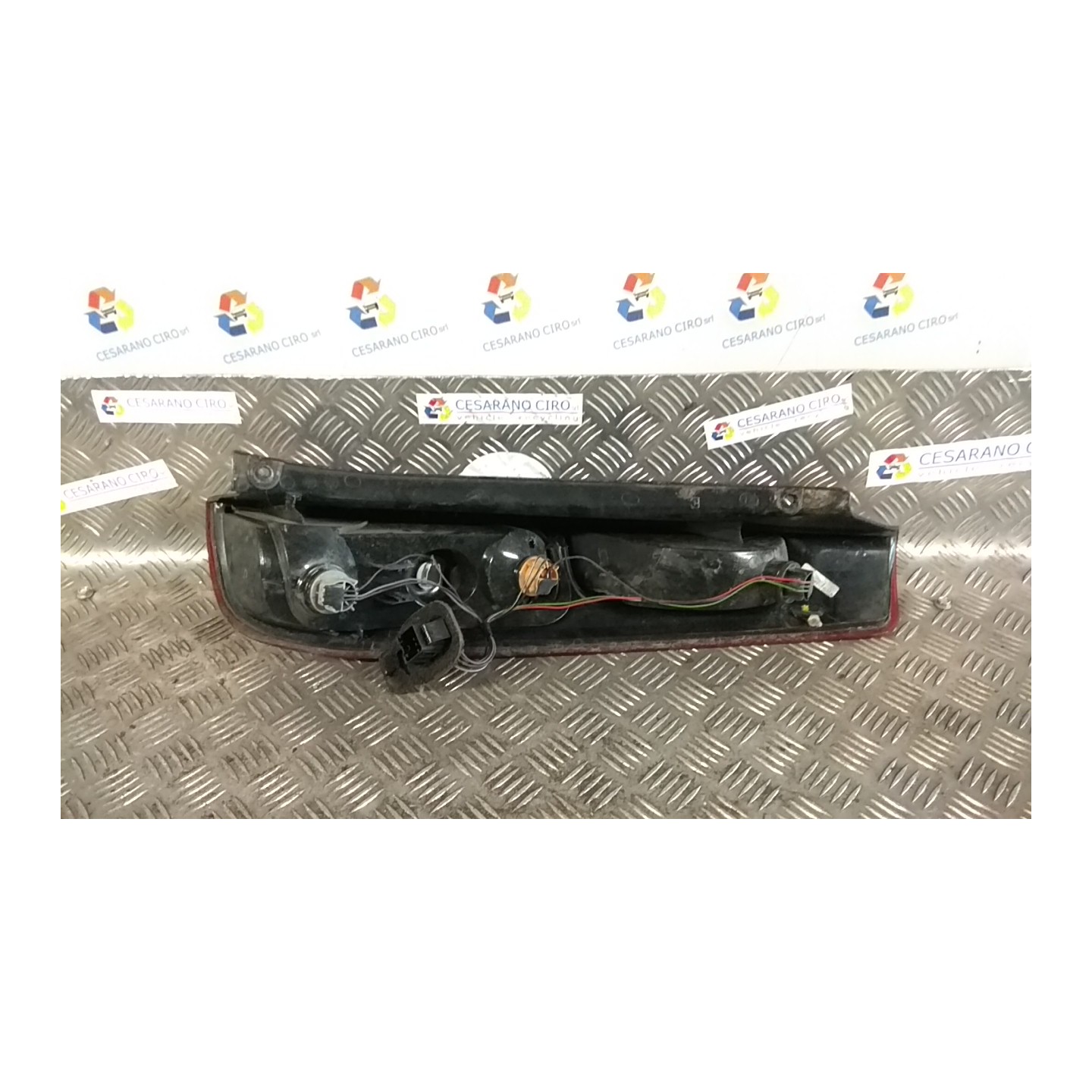 FANALE POST. SX. 115 FORD FIESTA (CBK) (12/05-12/08) FUJA 1437626