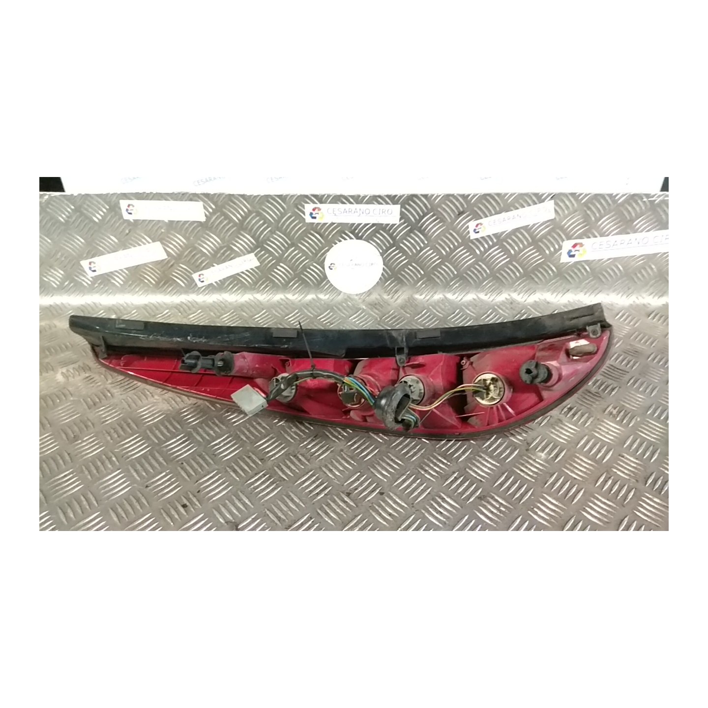 FANALE POST. DX. 221 FORD MONDEO (GE) (09/03-07/07) HJBB 1331600