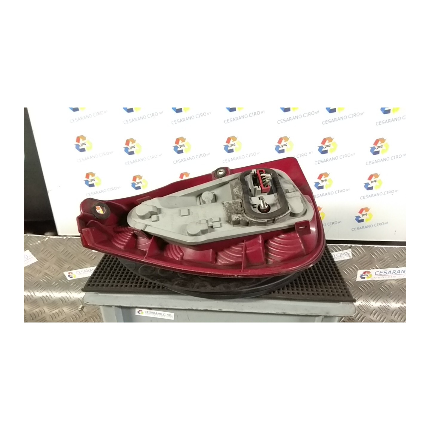 FANALE POST. DX. 025 FIAT PALIO (PY) (09/97-09/03) 178E2000 46537830