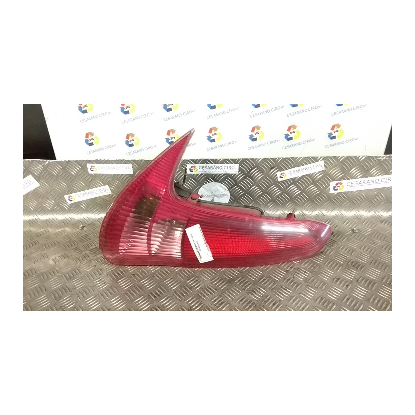 FANALE POST. SX. 036 PEUGEOT 206 (09/98-06/09) 8HX 6350R4