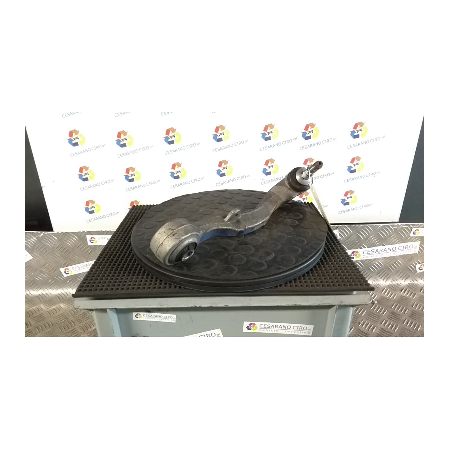 BRACCIO OSCILLANTE ANT. SOSP. ANT. DX. 073 BMW SERIE 5 (E60/E61) (03/07-12/10 N53B30A 31102348046