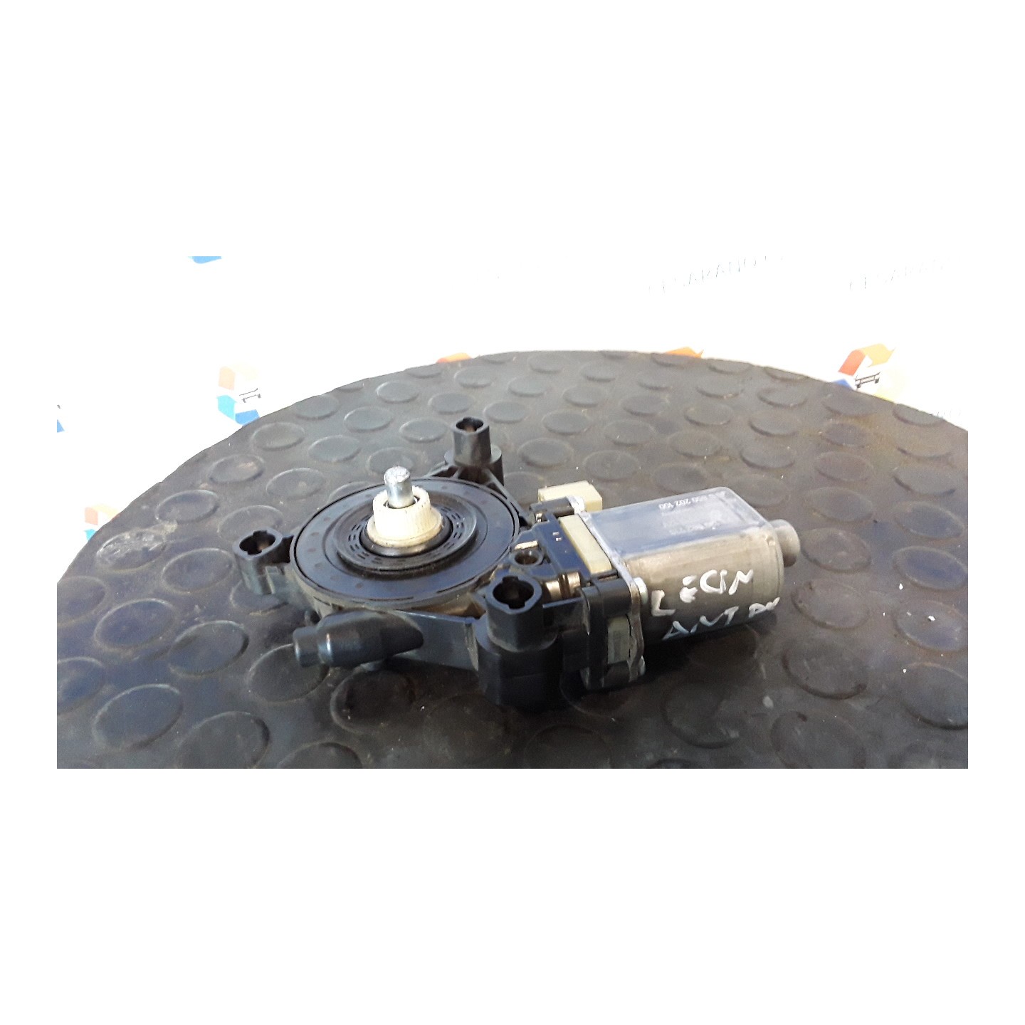 MOTORINO ALZACRISTALLO PORTA ANT. DX. 102 SEAT LEON (11/16-) CRM 5Q0959802B