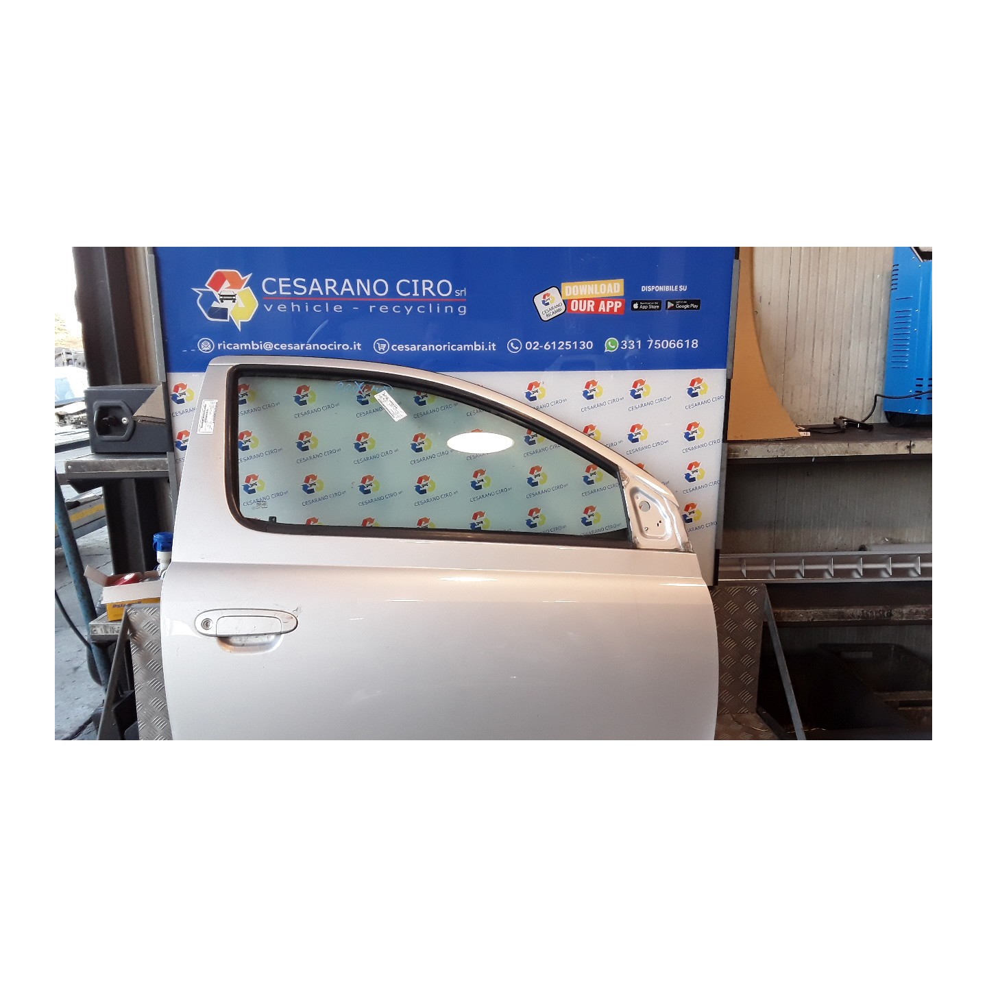 PORTA ANT. 02-03 DX. 186 TOYOTA YARIS (10/01-11/05)     (FRP) 1SZFE 670010D080