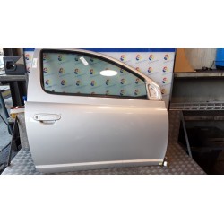 PORTA ANT. 02-03 DX. 186 TOYOTA YARIS (10/01-11/05)     (FRP) 1SZFE 670010D080