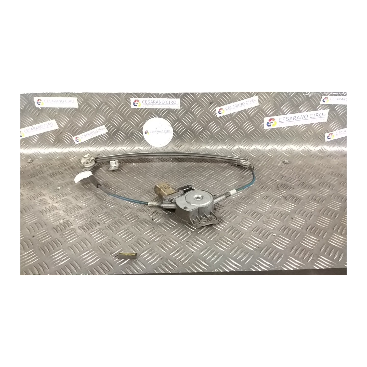 ALZACRISTALLO ELETTR. PORTA ANT. SX. 214 FIAT PUNTO 1A SERIE (11/93-10/99) 176A5000 46736433