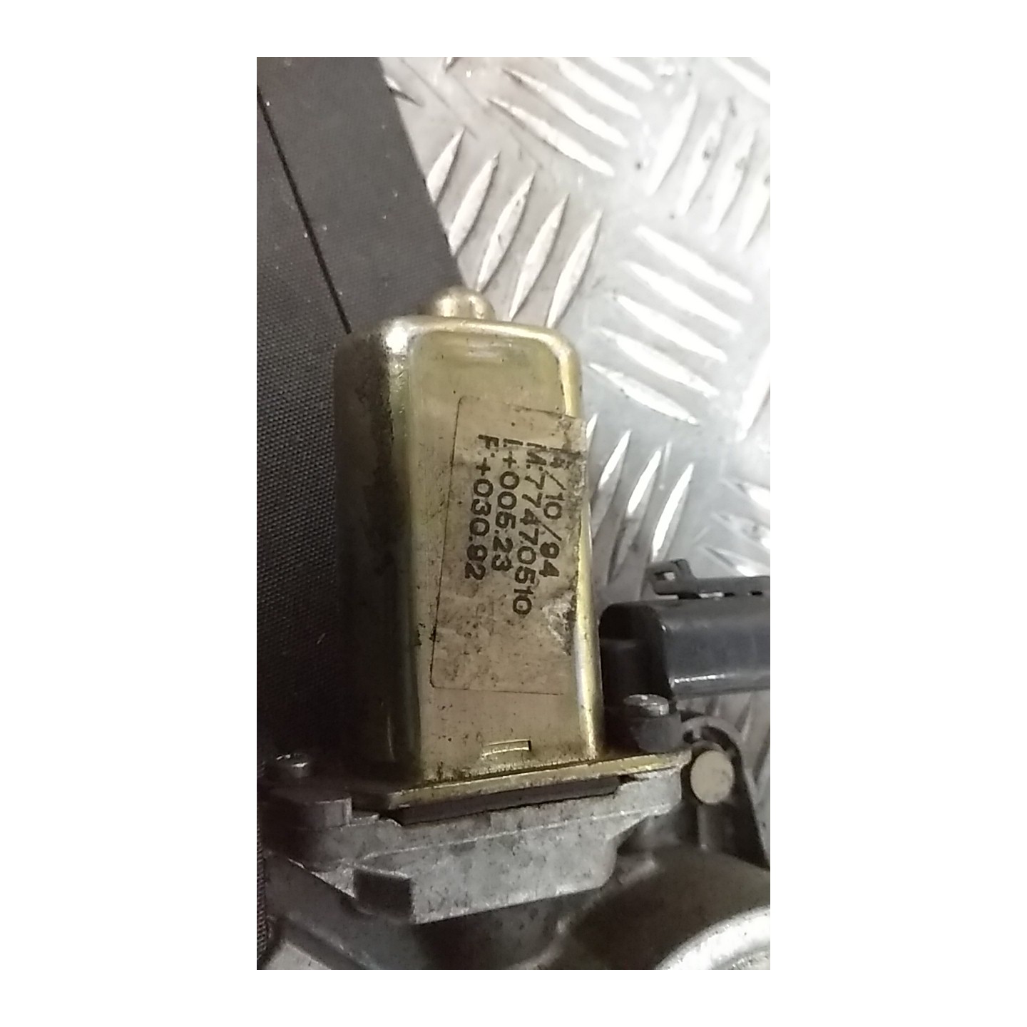 ALZACRISTALLO ELETTR. PORTA ANT. SX. 214 FIAT PUNTO 1A SERIE (11/93-10/99) 176A5000 46736433