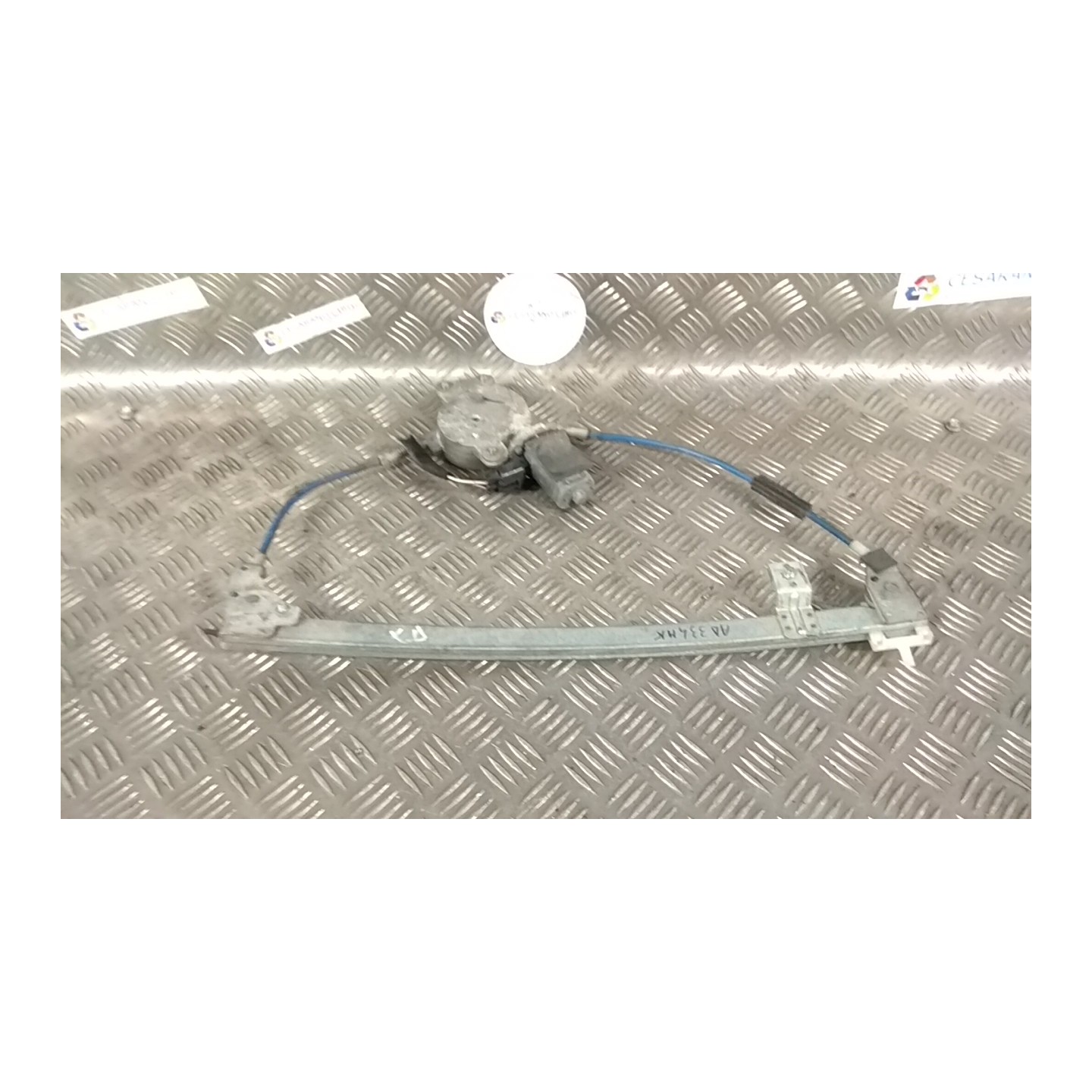 ALZACRISTALLO ELETTR. PORTA ANT. DX. 215 FIAT PUNTO 1A SERIE (11/93-10/99) 176A5000 46736432