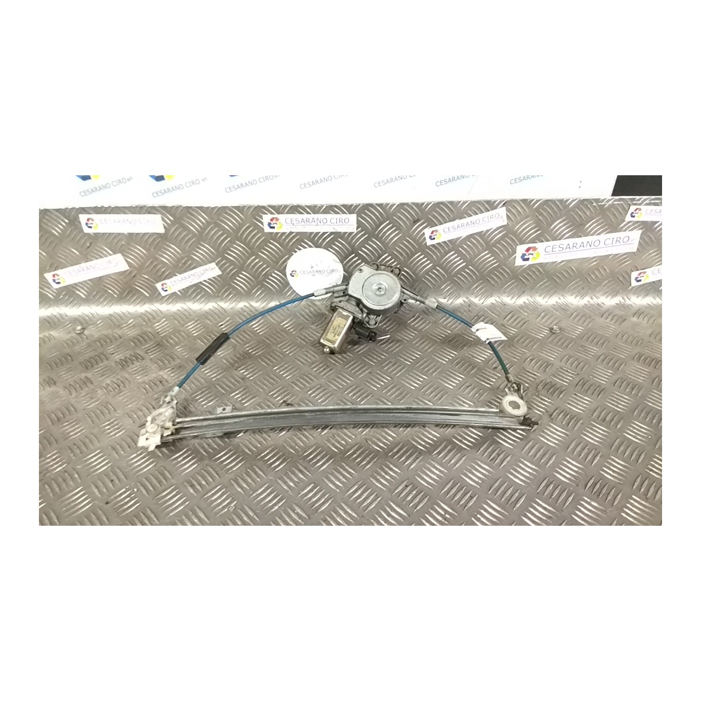 ALZACRISTALLO ELETTR. PORTA ANT. DX. 216 FIAT PUNTO 1A SERIE (11/93-10/99) 176A5000 46736432