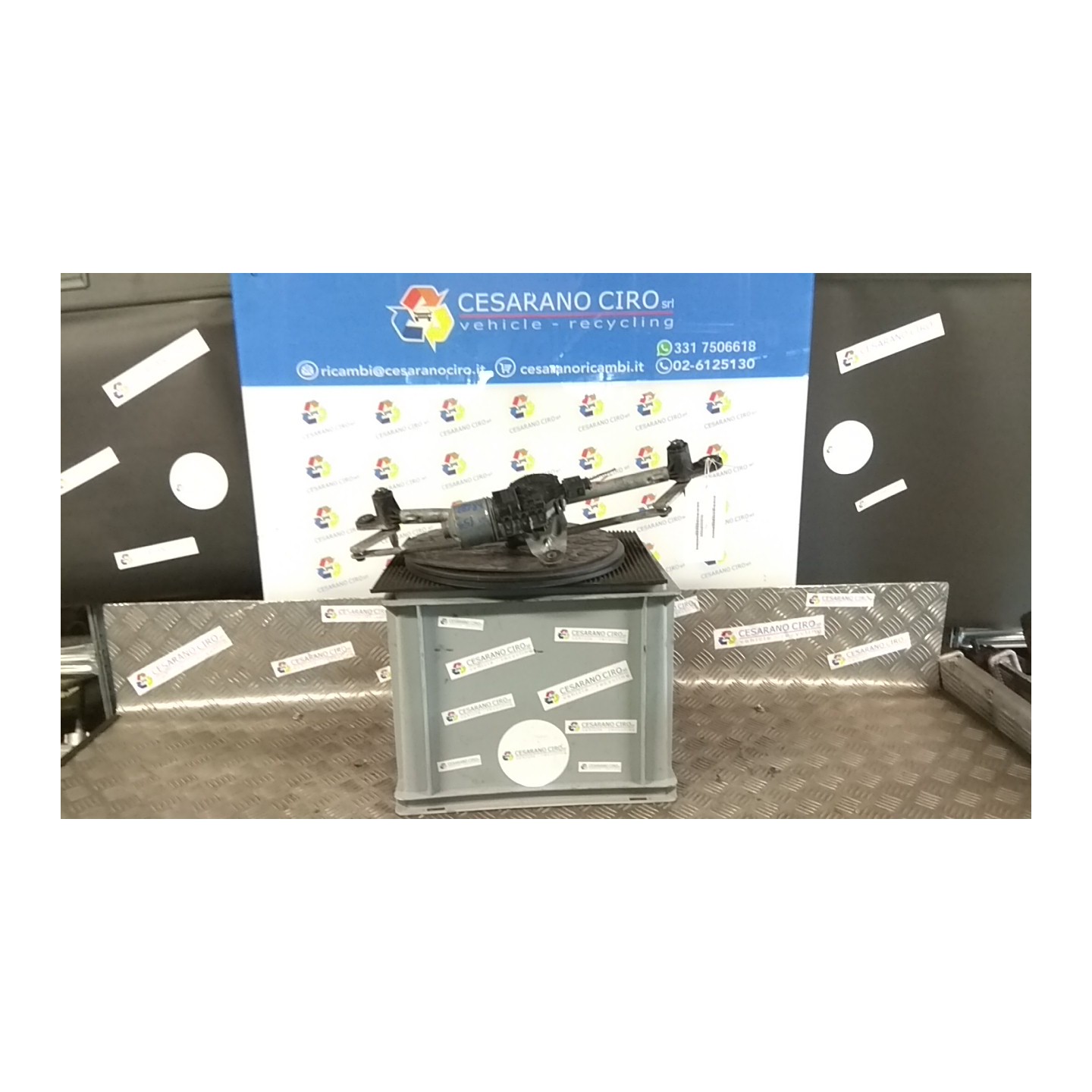 MECCANISMO TERGIPARABREZZA CON MOTORINO 256 ALFA ROMEO 159 (X3/X9) (07/05-06/13) 939A2000 60694874