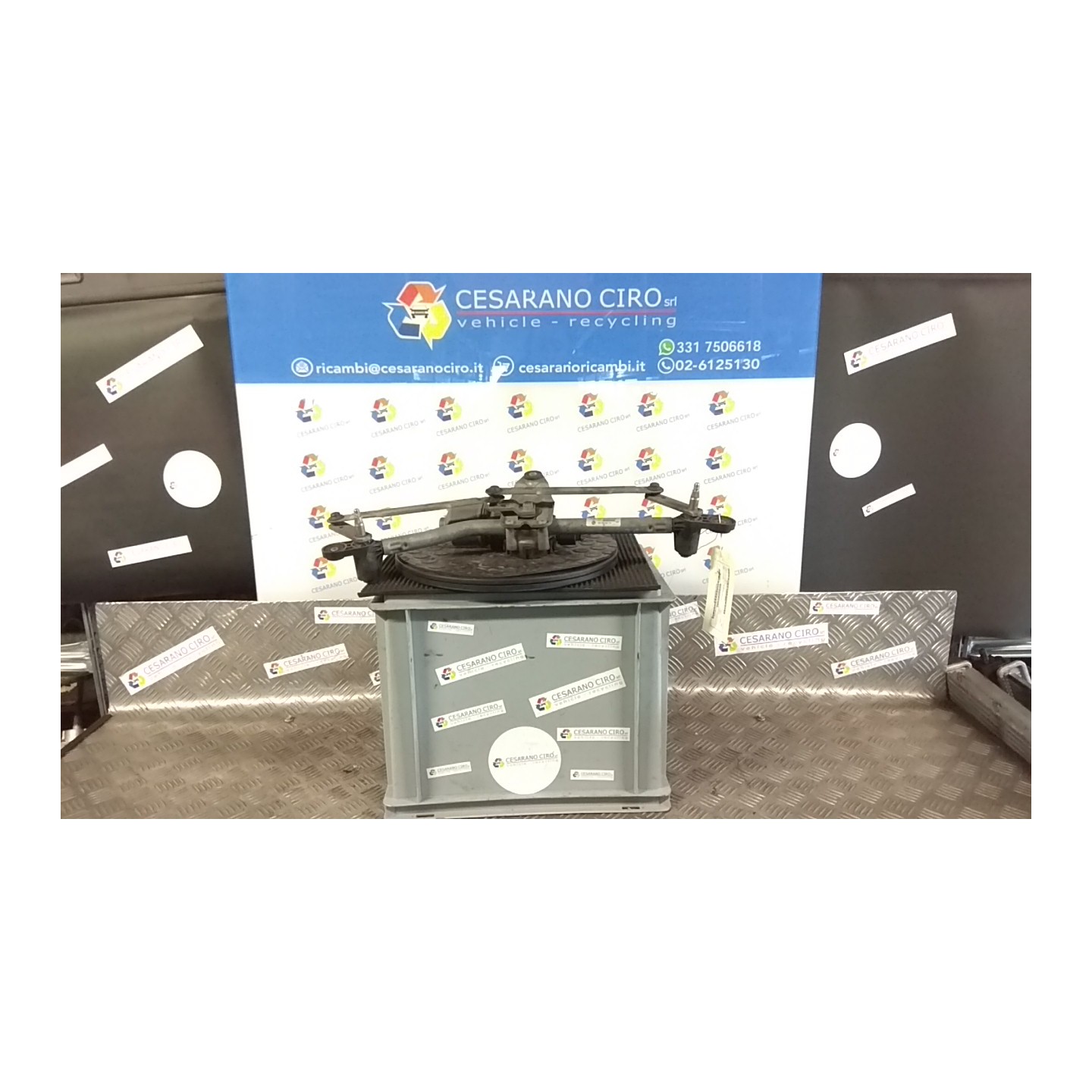 MECCANISMO TERGIPARABREZZA CON MOTORINO 257 ALFA ROMEO 159 (X3/X9) (07/05-06/13) 939A2000 60694874