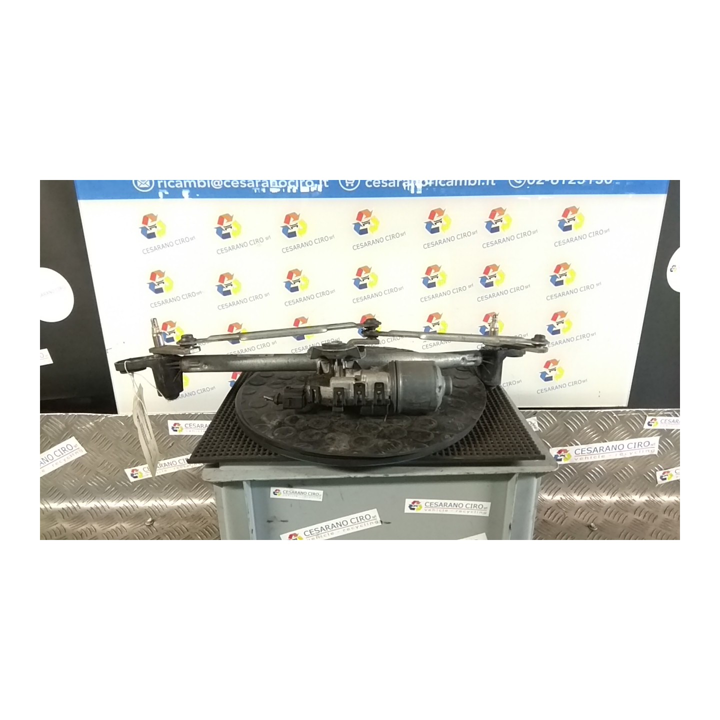 MECCANISMO TERGIPARABREZZA CON MOTORINO 257 ALFA ROMEO 159 (X3/X9) (07/05-06/13) 939A2000 60694874