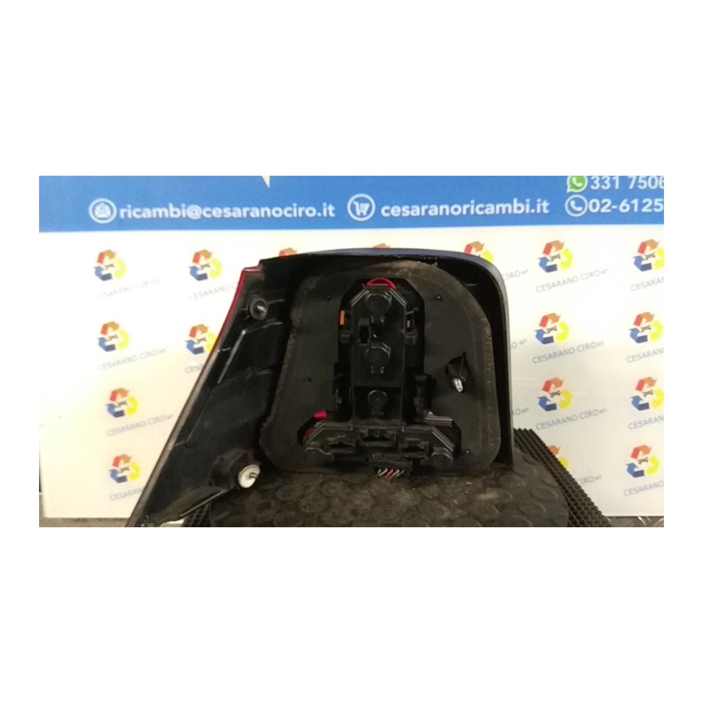 FANALE POST. OSCURATO DX. 089 VOLKSWAGEN GOLF (1J) (09/97-03/06) AUS 1J6945096T