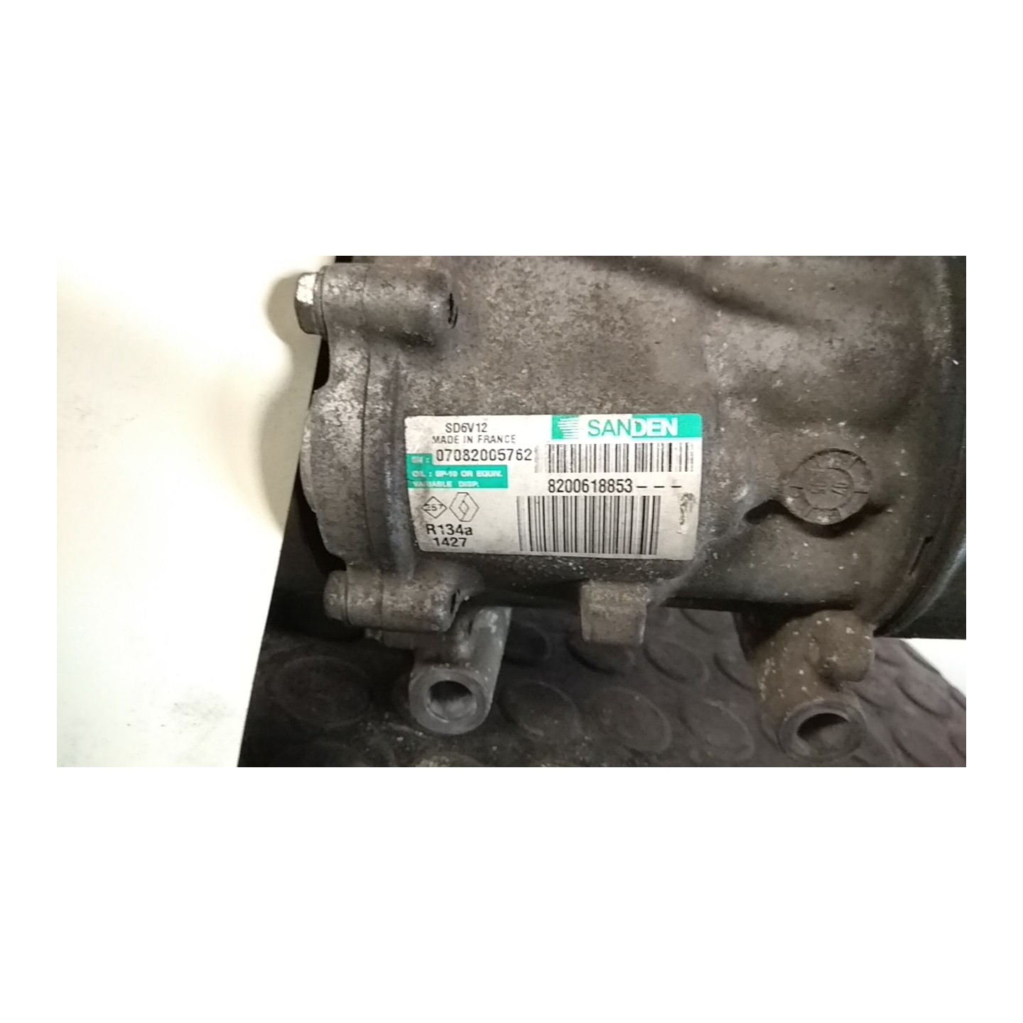 COMPRESSORE A/C 198 RENAULT CLIO 2A SERIE (04/98-04/01) D7FG7 7700106069
