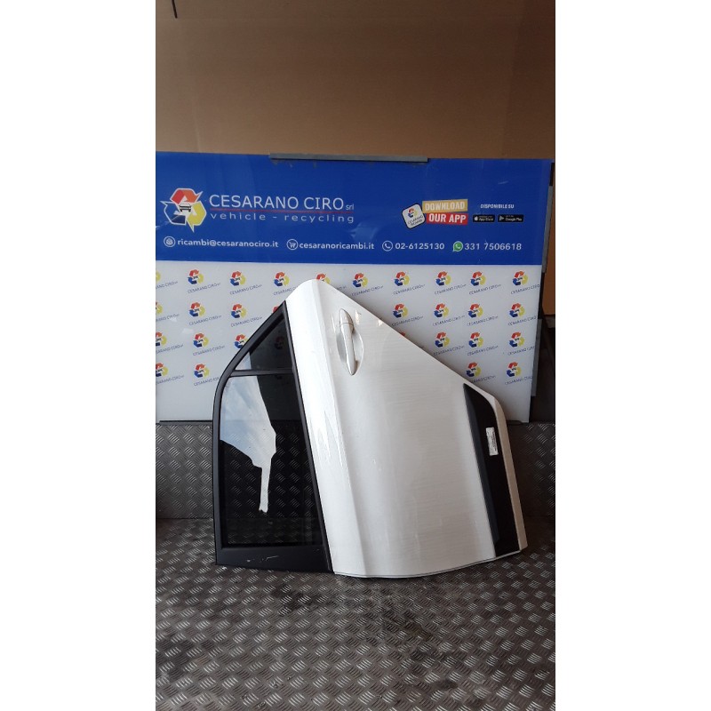 PORTA POST. C/MODANATURA NERA SX. 073 HYUNDAI I20 (07/18-) G3LC 77003C8010