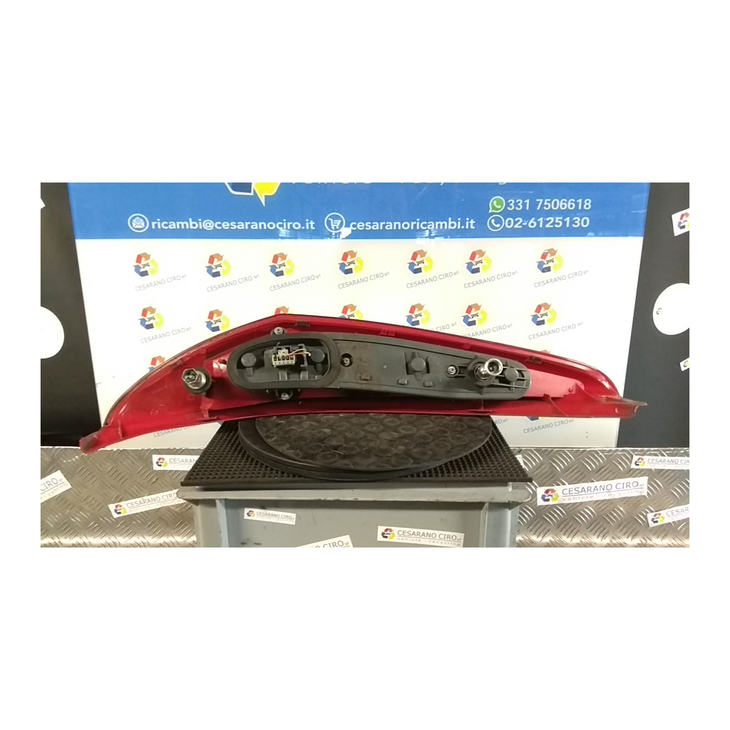 FANALE POST. DX. 237 FIAT PUNTO (1N/1P) (07/99-12/05) 188A4000 46523769