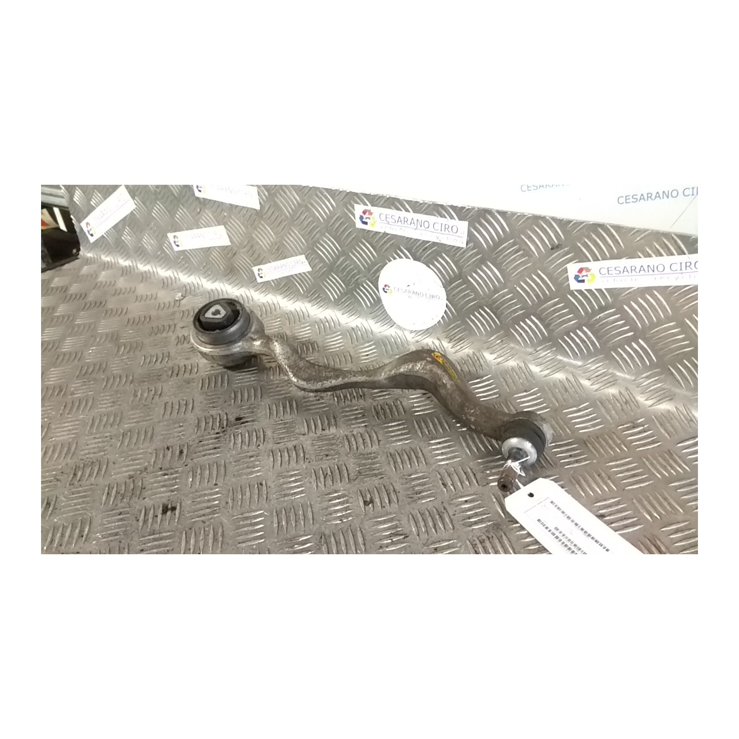 BRACCIO OSCILLANTE ANT. INF. SOSP. POST. DX. 051 BMW SERIE 1 (E81/E87) (03/07-12/12 N47D20C 33326763477