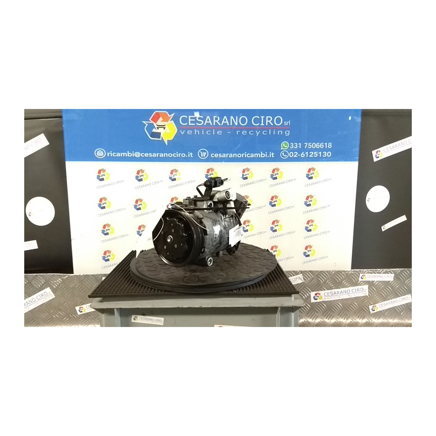 COMPRESSORE A/C 165 VOLKSWAGEN POLO (9N) (10/01-03/05) AZQ 6Q0820803G