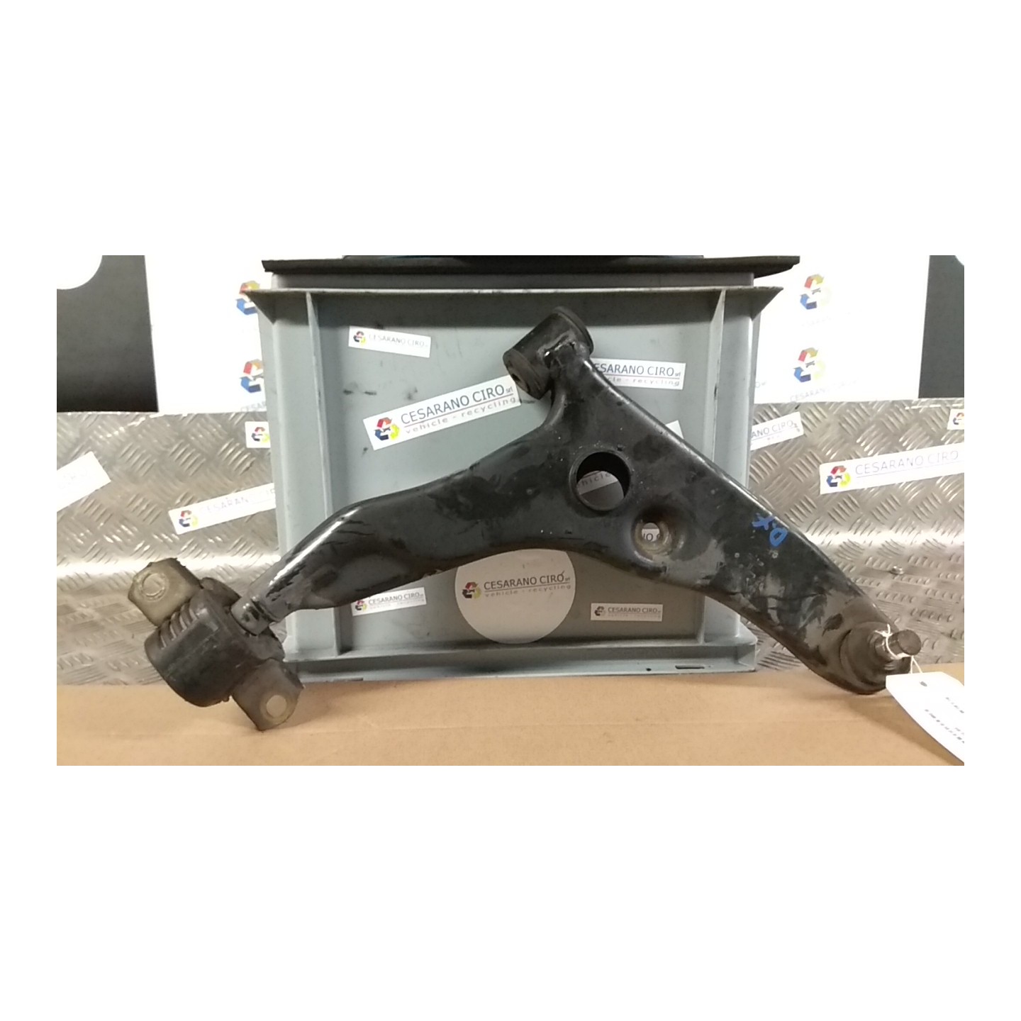 BRACCIO OSCILLANTE SOSP. ANT. DX. 161 MITSUBISHI SPACE STAR (09/98-06/07) 4G13 MR916134