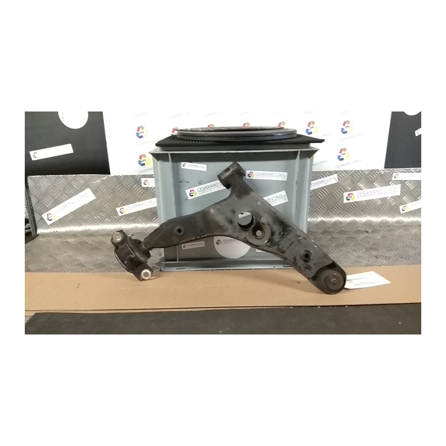 BRACCIO OSCILLANTE SOSP. ANT. SX. 162 MITSUBISHI SPACE STAR (09/98-06/07) 4G13 MR916133