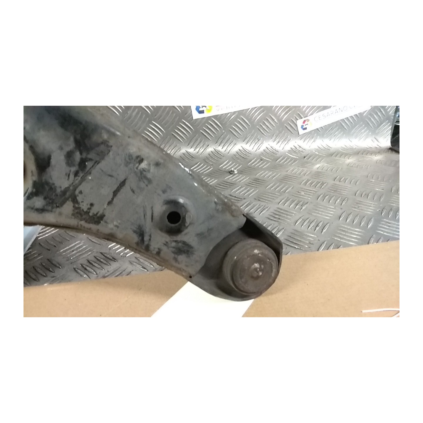 BRACCIO OSCILLANTE SOSP. ANT. SX. 162 MITSUBISHI SPACE STAR (09/98-06/07) 4G13 MR916133
