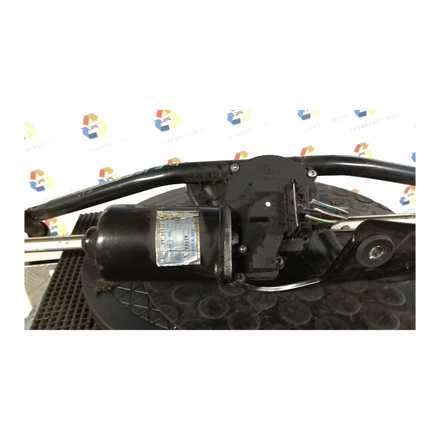 MECCANISMO TERGIPARABREZZA CON MOTORINO 046 FORD TRANSIT CONNECT (TC7) (12/02-) R3PA 5081611