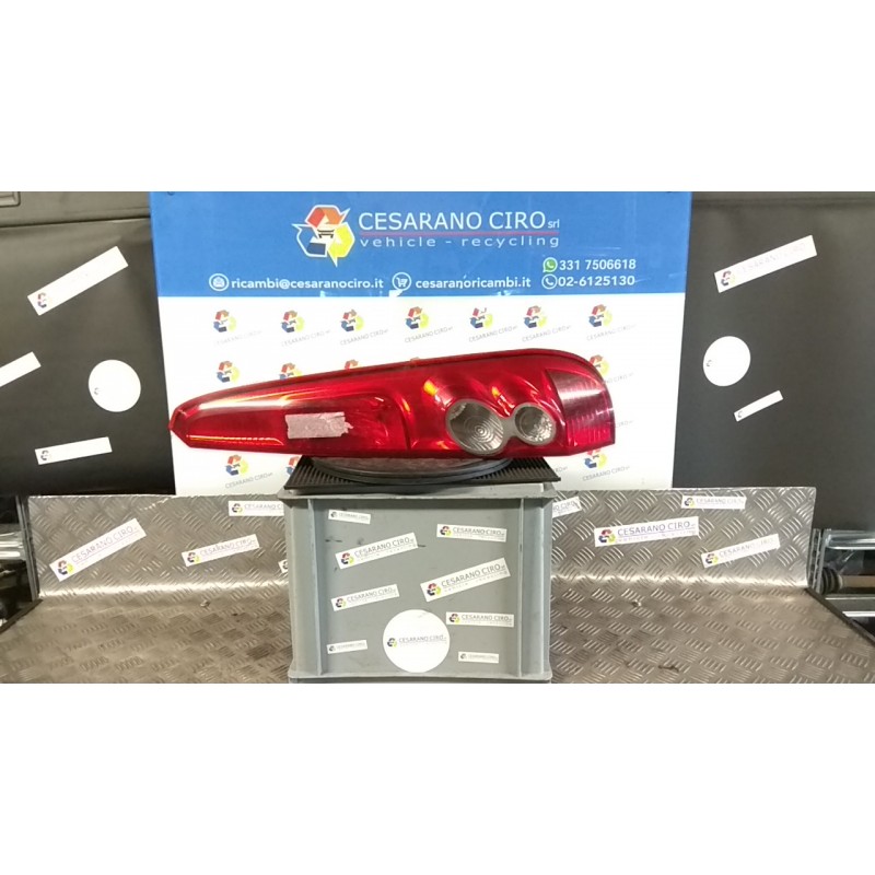 FANALE POST. DX. 024 FORD FIESTA (CBK) (03/02-12/05) FUJA 1324563