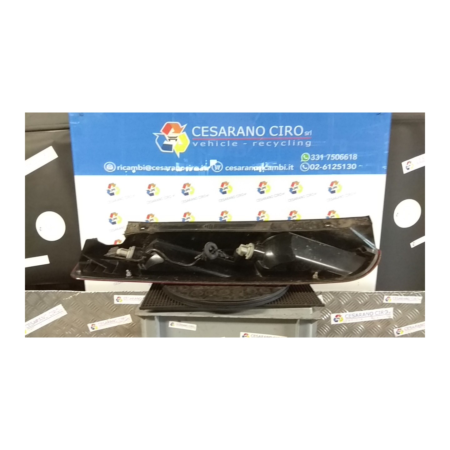 FANALE POST. DX. 065 FORD FOCUS (CAP) (11/04-06/08) G8DA 1420450