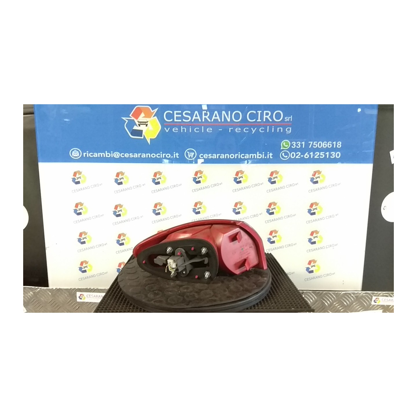 FANALE POST. PARTE EST. DX. 083 ALFA ROMEO 147 (W8) (10/04-07/11) AR37203 46556347