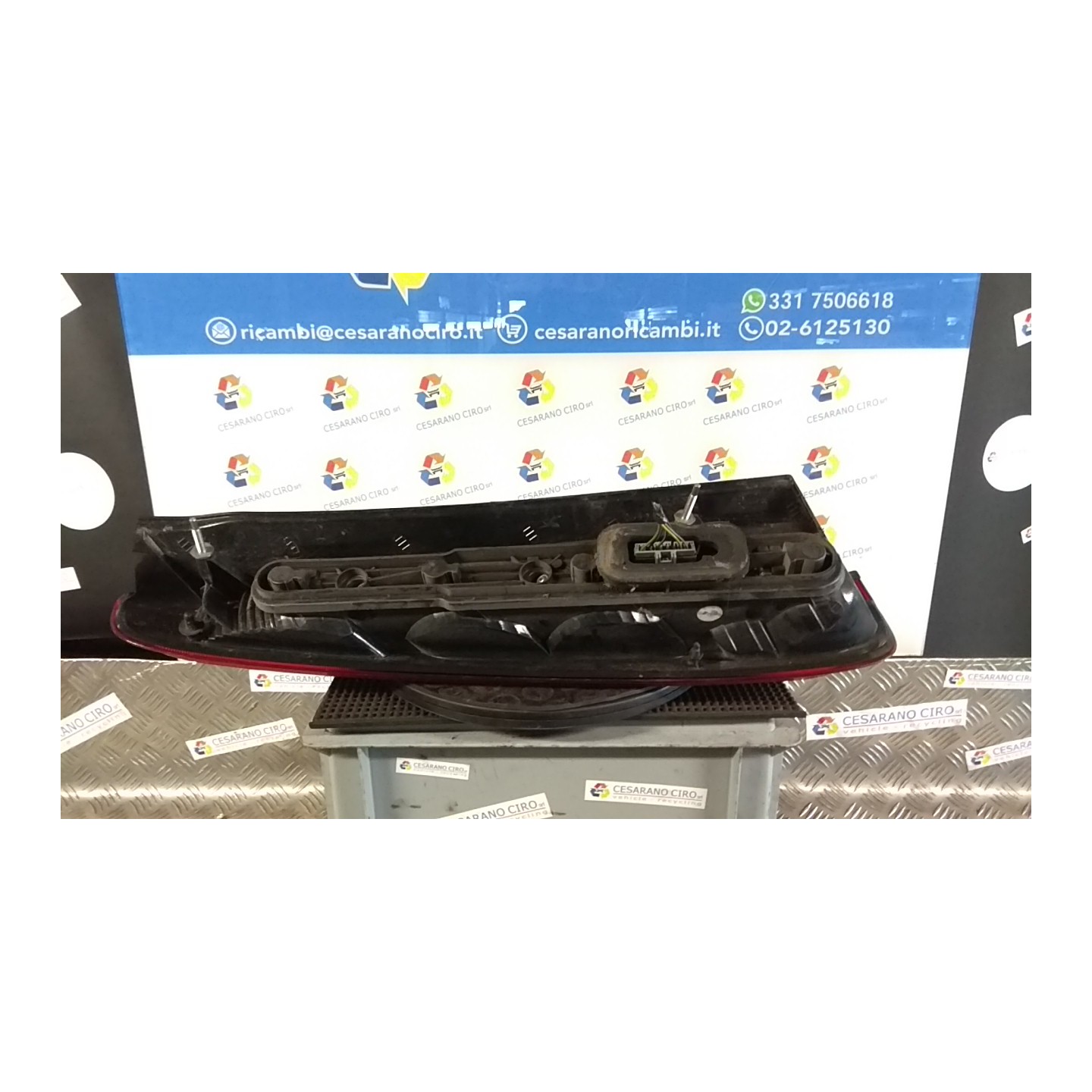 FANALE POST. DX. 104 FORD FOCUS C-MAX (CAP) (10/03-12/08 HHDA 1347454