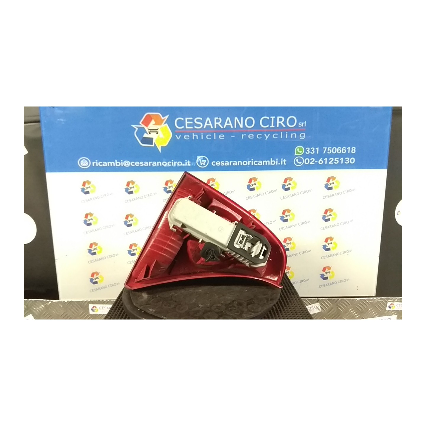 FANALE POST. DX. 118 RENAULT CLIO 2A SERIE (05/01-11/10) D7FG7 8200917487