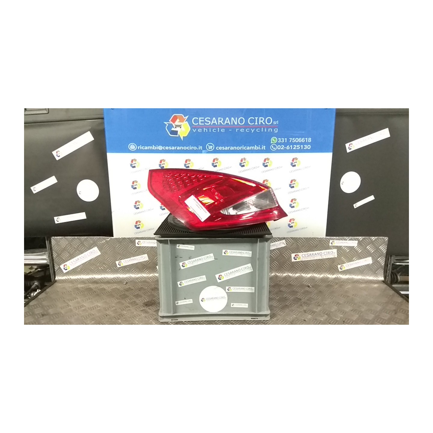 FANALE POST. SX. 167 FORD FIESTA (CB1) (09/08-10/13) KVJA 1709553