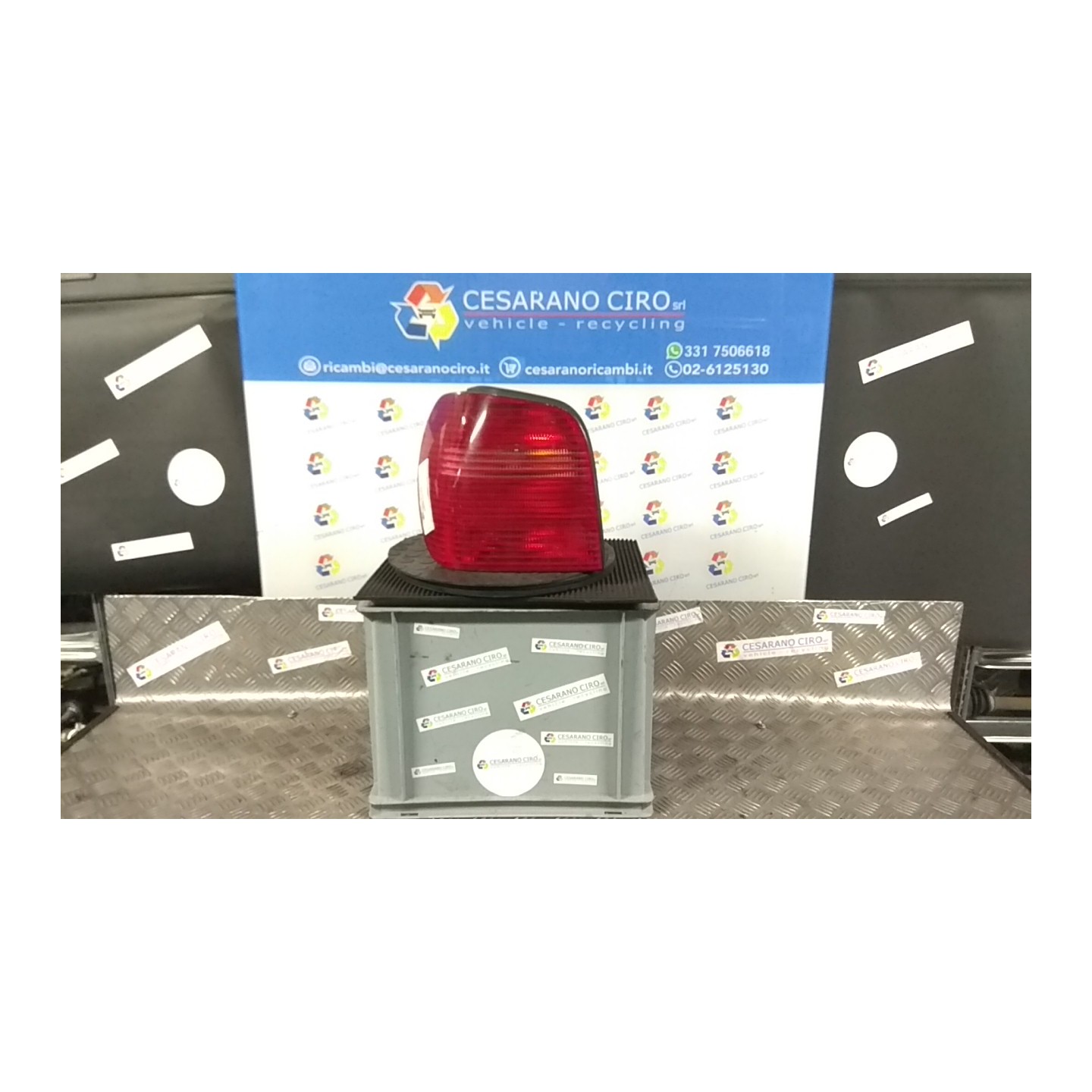 FANALE POST. SX. 174 VOLKSWAGEN POLO 3A SERIE (11/94-09/01) AUA 6N0945095B