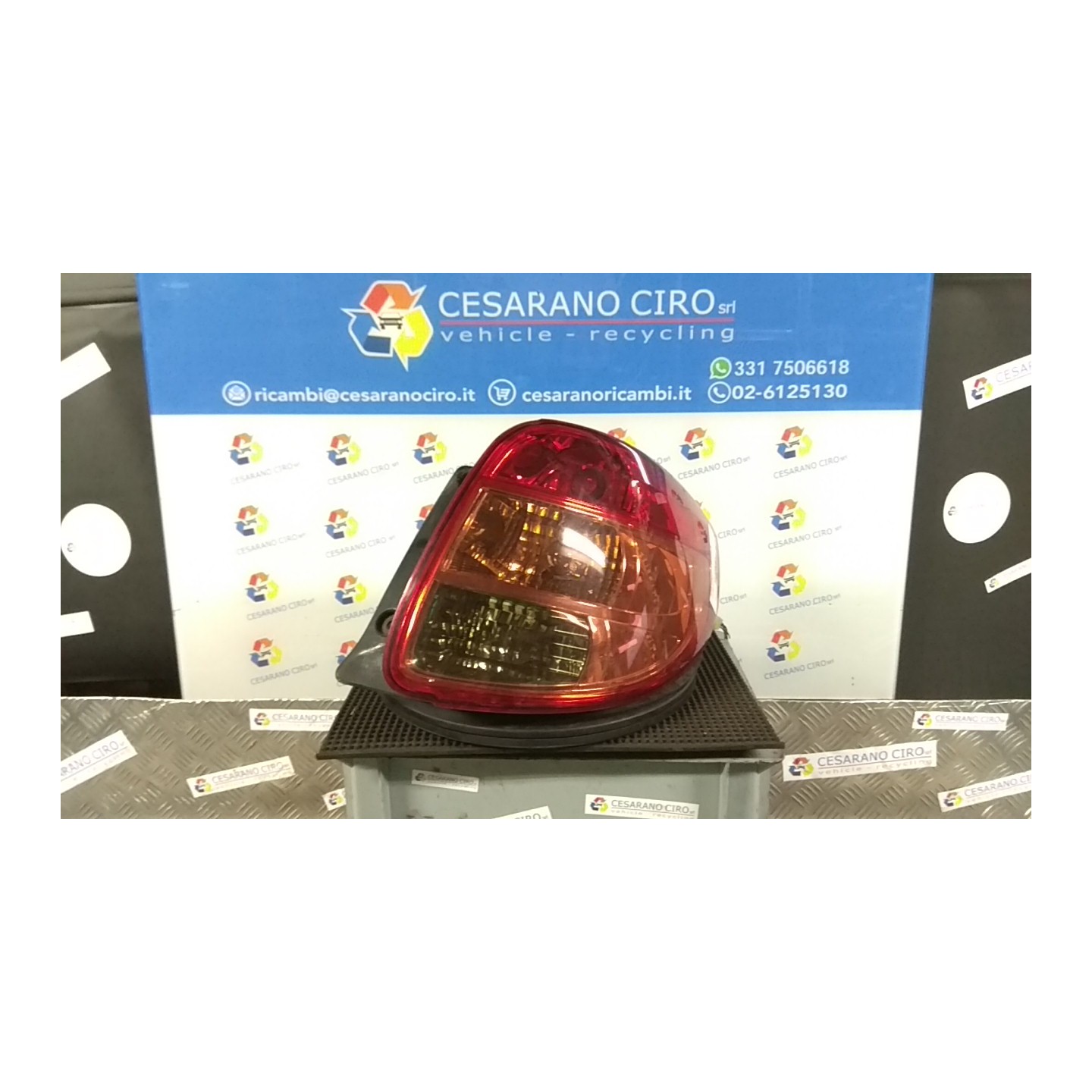 FANALE POST. DX. 216 FIAT SEDICI (74) (11/11-) D20AA 71742458