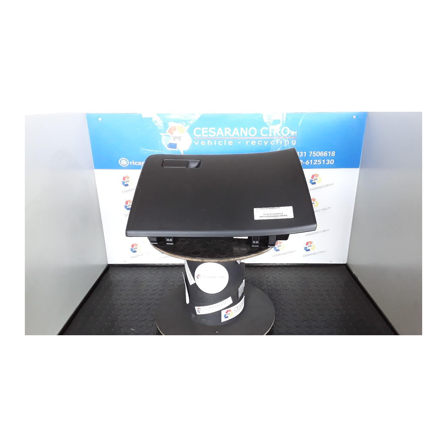 PORTAOGGETTI INF. LAT. CRUSCOTTO 043 HYUNDAI TUCSON (12/20-) D4FE 84510N7000NNB