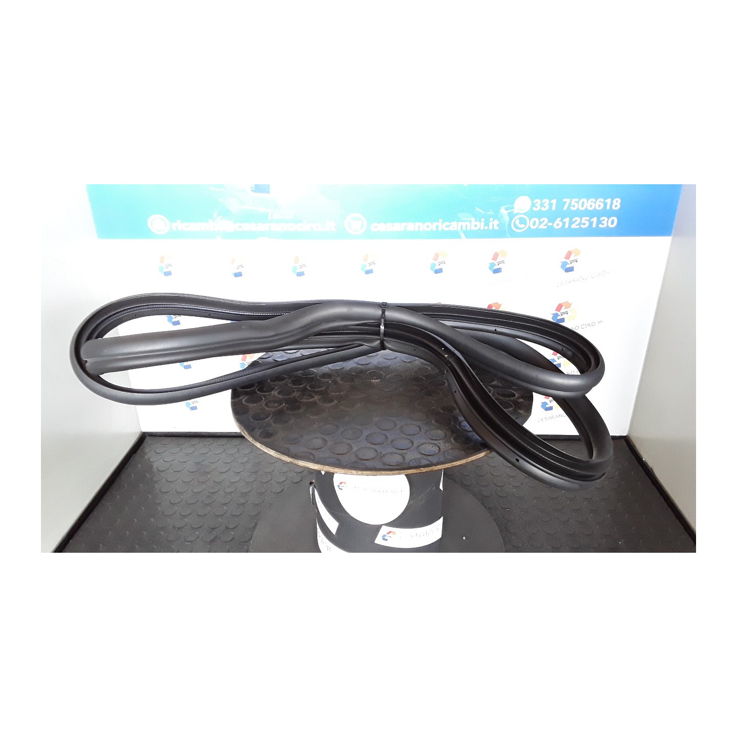 GUARNIZIONE PORTA POST. DX. 053 HYUNDAI TUCSON (12/20-) D4FE 83140N7000