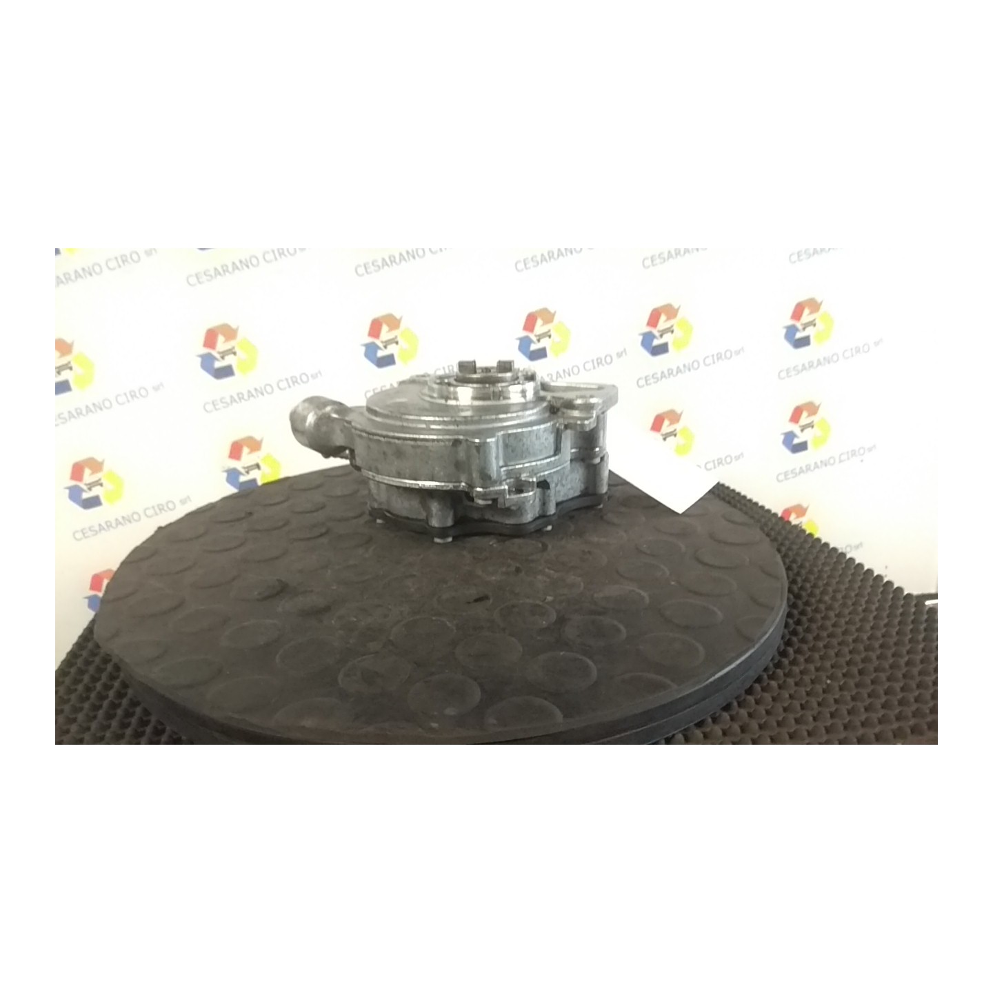 POMPA INIEZIONE C/POMPA VUOTO 063 VOLKSWAGEN TRANSPORTER FURGONE (7H) (06/0 BNZ 070145209J