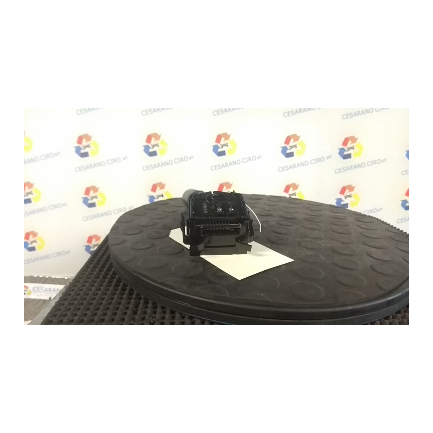 BLOCCO COMANDI TERGICRISTALLI NERO 137 MITSUBISHI COLT 7A SERIE (06/04-12/09) 135930 MN164702XA