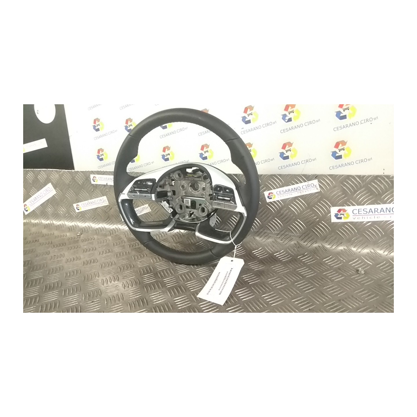 VOLANTE 007 HYUNDAI TUCSON (12/20-) D4FE 56111N9000NNB
