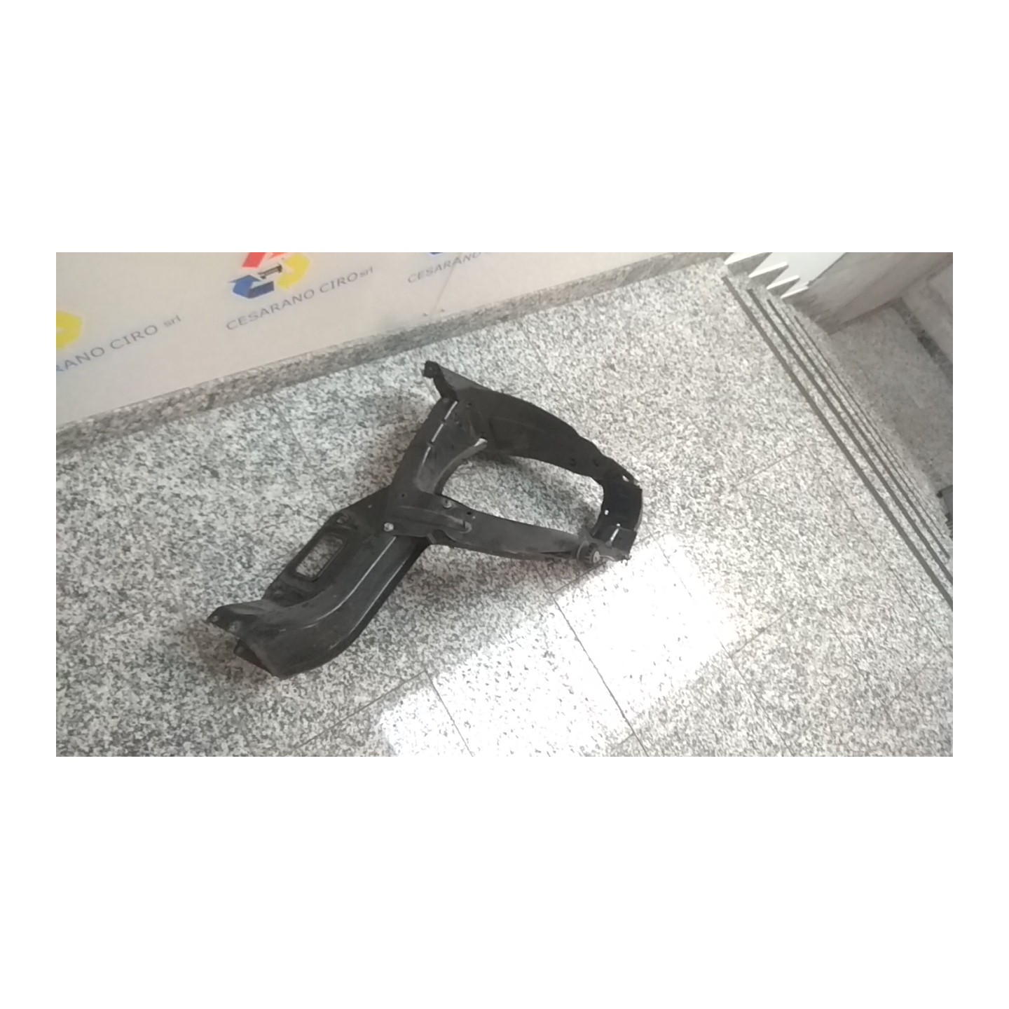 SEDE PROIETTORE SX. 018 MERCEDES-BENZ CLASSE M (W164) (03/05-03/12) 642940 A1646200391