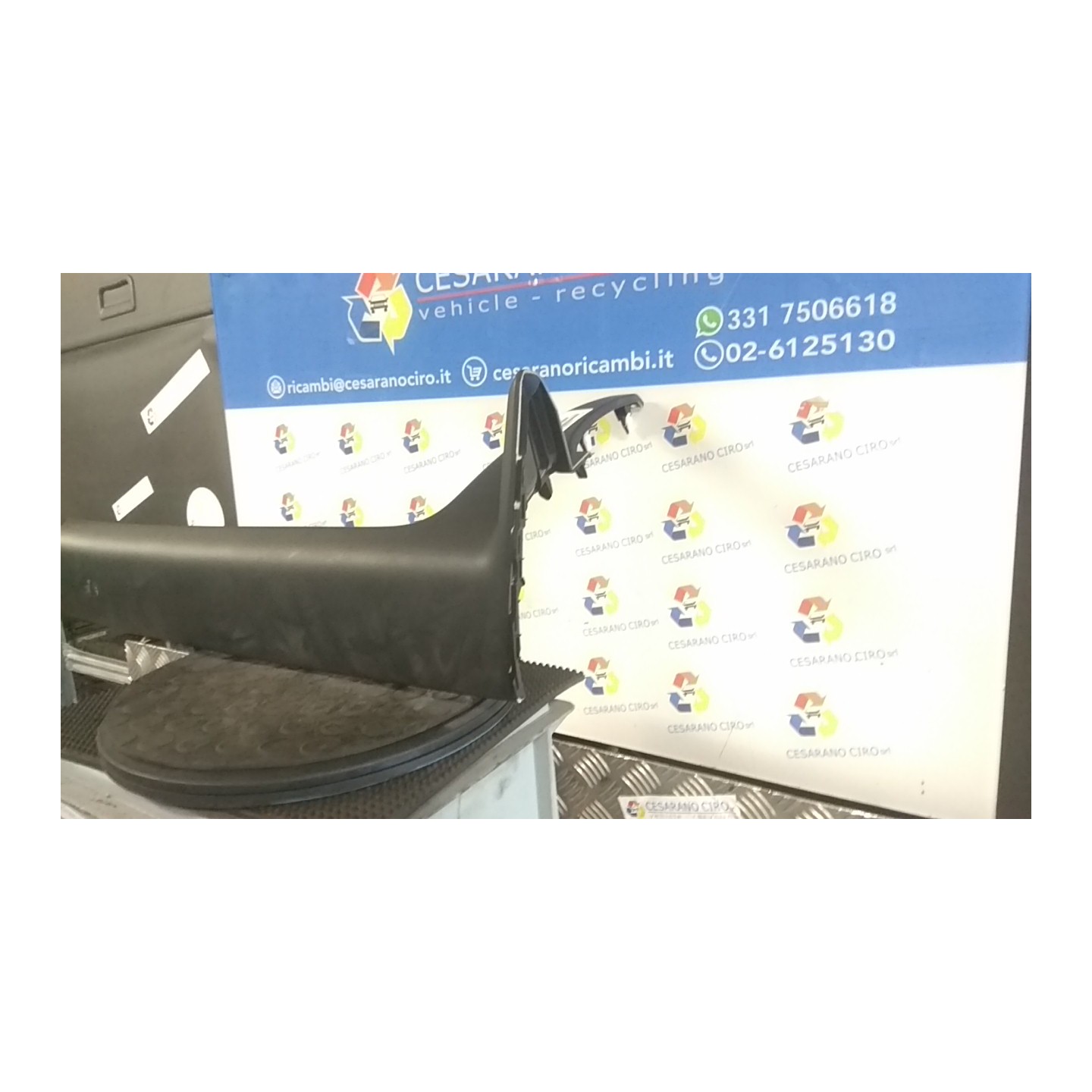 RIVESTIMENTO SUP, LAT. CRUSCOTTO C/PAD GARNISH DX. 123 HYUNDAI TUCSON (12/20-) D4FE 84795N9200NNB